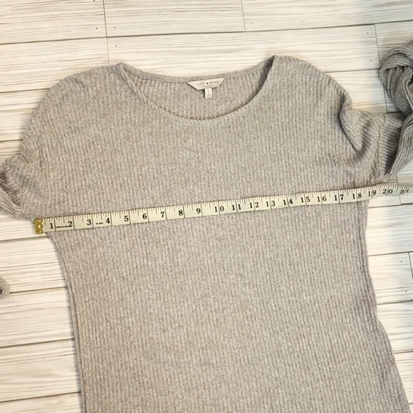 Womens Lucky Brand gray long bell sleeve top with bows size S. - Picture 12 of 13